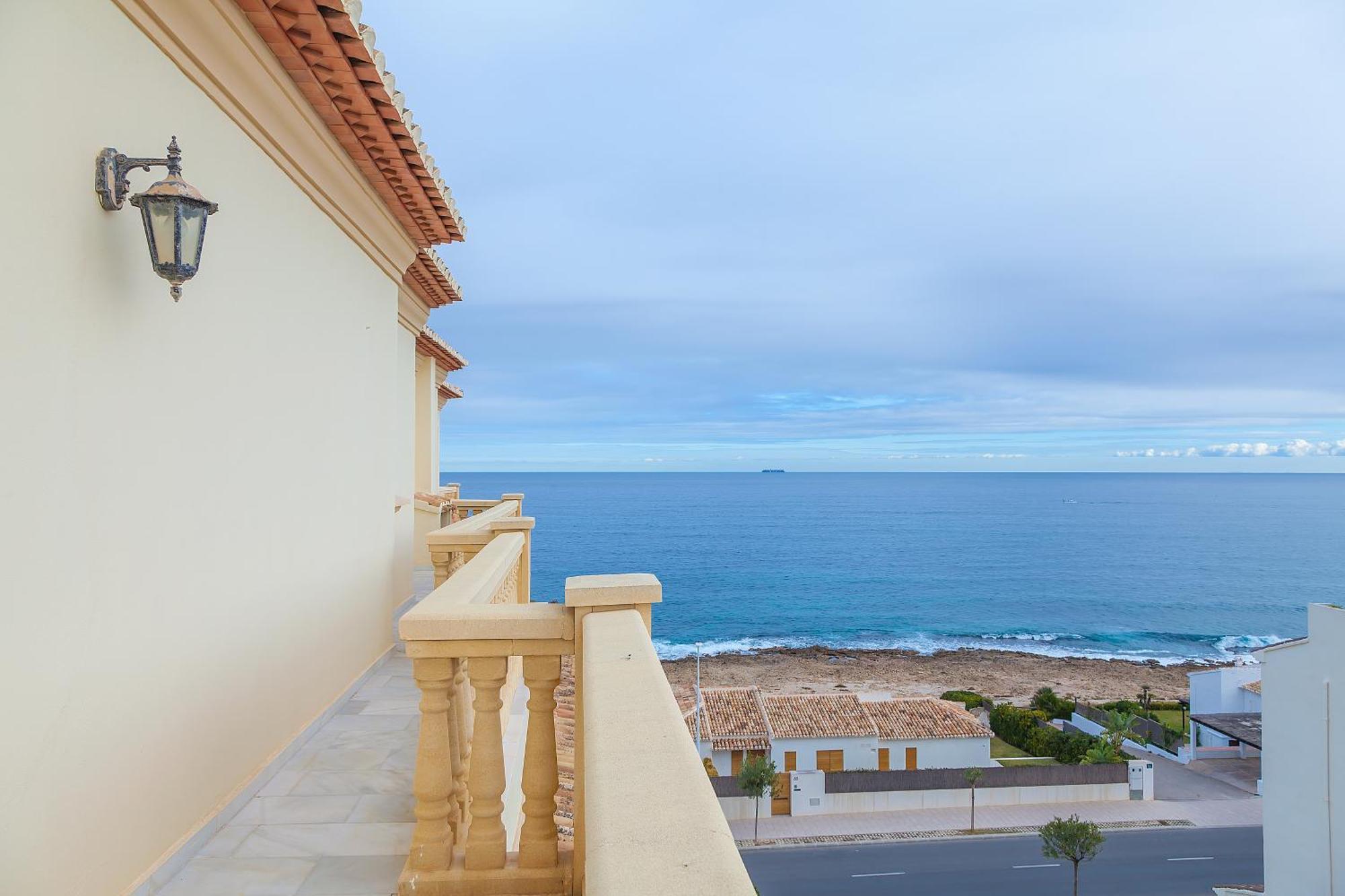 Mar-Beach Front Apartment In Jávea Exterior photo